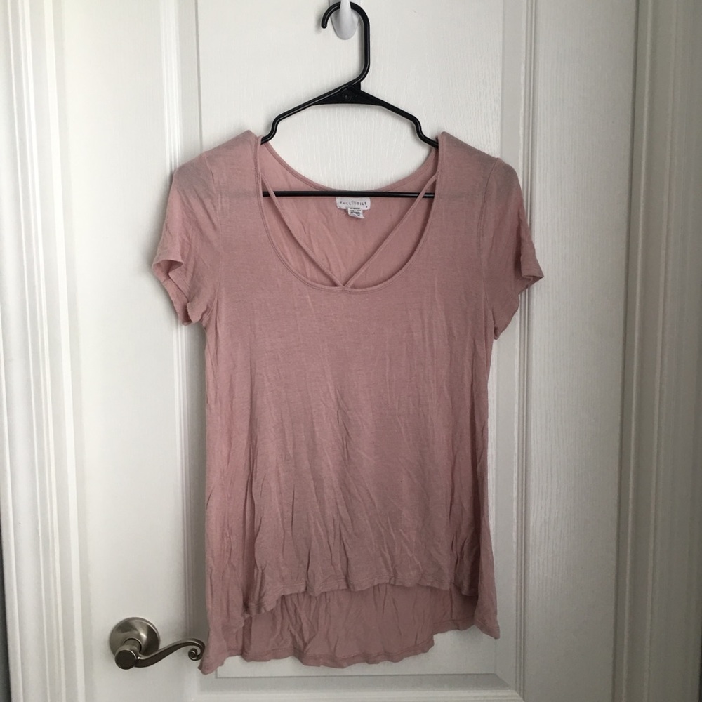 Pink-ish short sleeve shirt